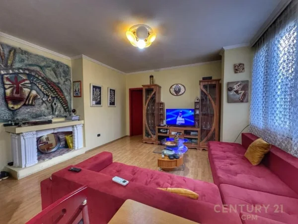 Tirane, shes apartament 1+1 Kati 2, 73 m² 170.000 € (rruga e elbasanit)