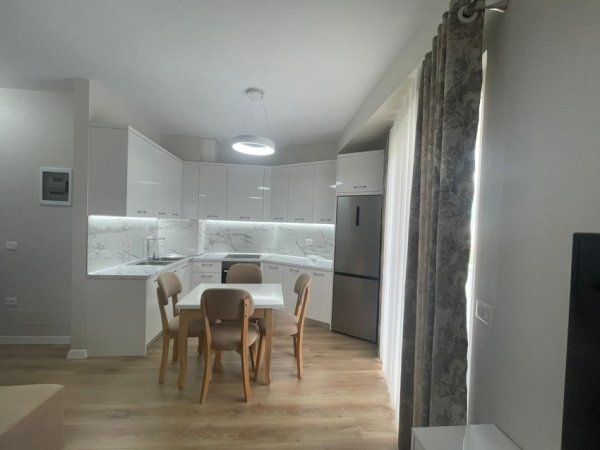 Tirane, jepet me qera 1+1+Ballkon Kati 6, 70 m² 600 € (River Residence-Unaza e Re)