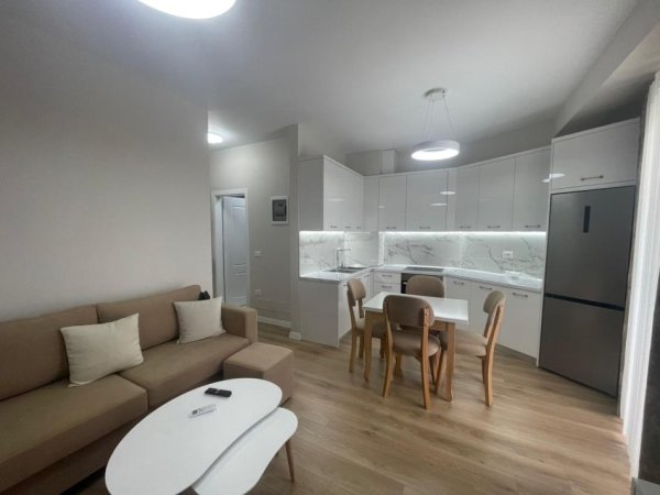 Tirane, jepet me qera 1+1+Ballkon Kati 6, 70 m² 600 € (River Residence-Unaza e Re)
