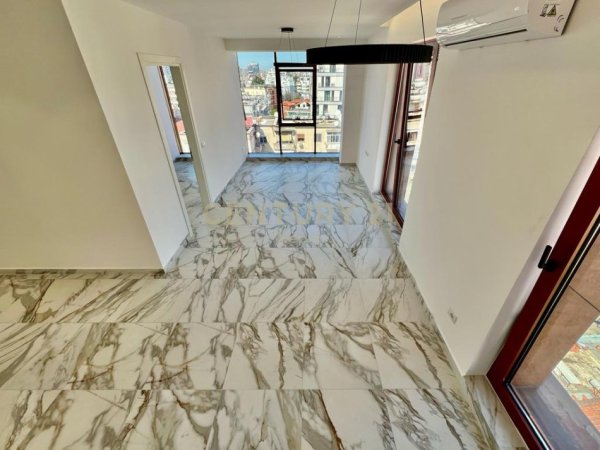 Tirane, shitet apartament 1+1 Kati 7, 68 m² 219.000 € (rruga e kavajes)