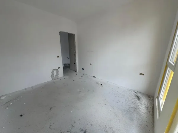 Tirane, shes apartament 1+1+Ballkon Kati 7, 52 m² 58.000 € (rruga Gryka e Kacanikut)