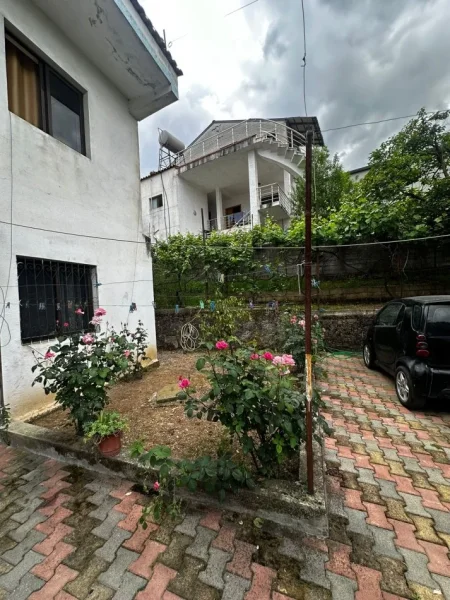 Tirane, shitet Vile 2 Katshe Kati 2, 500 m² 247.000 € (jordan misja)