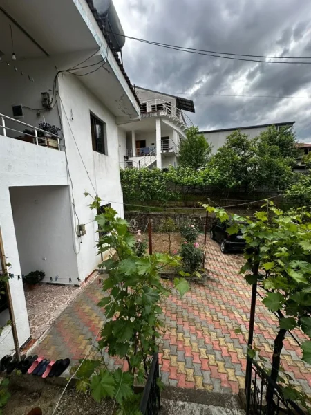 Tirane, shitet Vile 2 Katshe Kati 2, 500 m² 247.000 € (jordan misja)