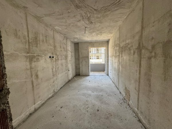 Tirane, shitet apartament 2+1 Kati 4, 97 m² 97.000 € (Autostrata Tirane- Durres)