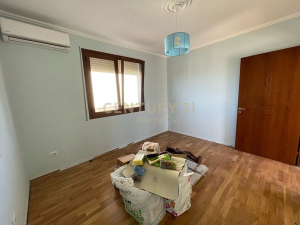 Durres, shitet apartament 2+1+Ballkon Kati 9, 206 m² 149.000 € (PLAZH ILIRIA)