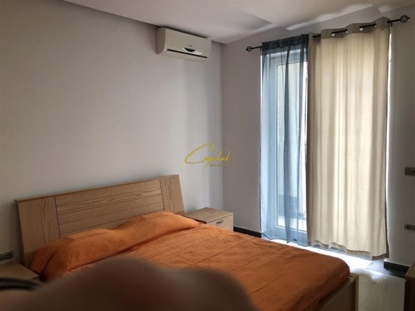 Tirane, jepet me qera apartament 2+1 Kati 1, 70 m² 500 € (BRRYLI)