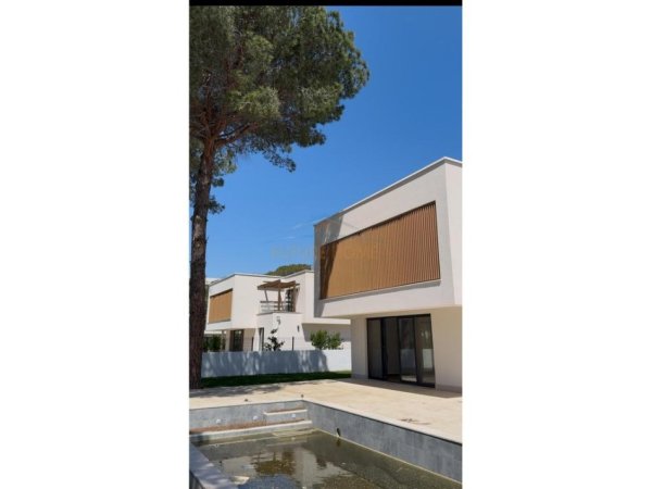 Durres, shitet Vile 2 Katshe , 617 m² 980.000 € (Kompleksi &quot;San Pietro&quot;)