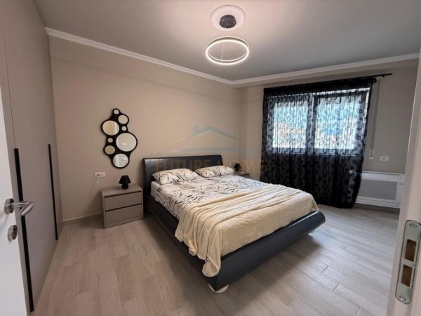 Tirane, jepet me qera apartament 1+1+Aneks+Ballkon Kati 6, 83 m² 1.000 € (Qender)