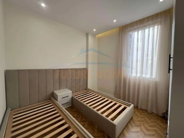 Tirane, shitet apartament 2+1 Kati 1, 72 m² 125.000 € (Unaza e re)