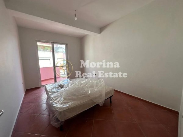 Tirane, jepet me qera apartament 3+1 Kati 4, 122 m² 600 € (Rruga Vath Koreshi)