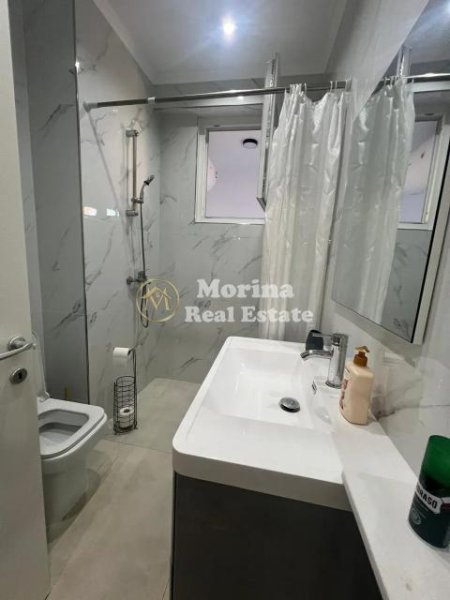 Tirane, jepet me qera apartament 2+1 Kati 4, 145 m² 600 € (Zogu i Zi-Rruga Dritan Hoxha)