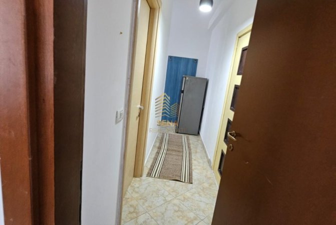 Tirane, jepet me qera Vile 1+1+Ballkon Kati 1, 65 m² 400 € (Rruga Kristo Luarasi)