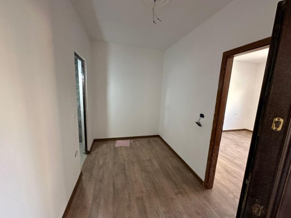 Durres, shitet apartament 1+1 Kati 2, 56 m² 