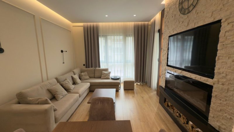 Tirane, jepet me qera apartament 1+1 Kati 5, 76 m² 800 € (Rruga e Kavajes)