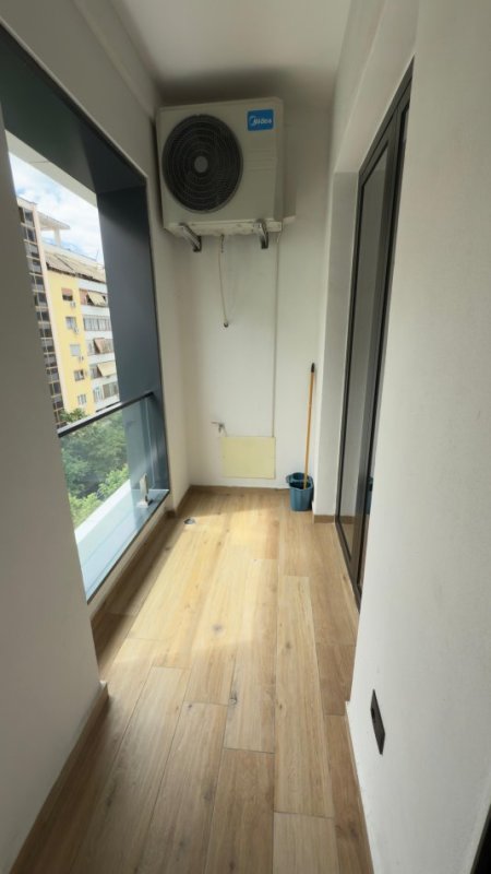 Tirane, jepet me qera apartament 1+1 Kati 5, 76 m² 800 € (Rruga e Kavajes)