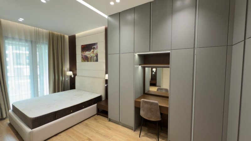Tirane, jepet me qera apartament 1+1 Kati 5, 76 m² 800 € (Rruga e Kavajes)