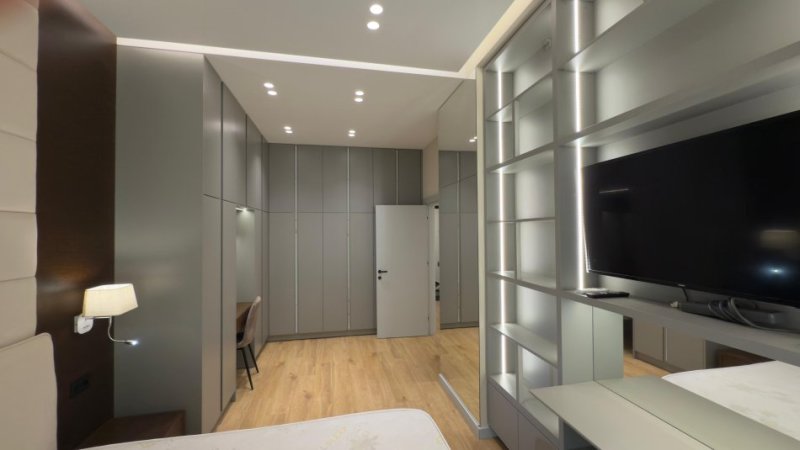 Tirane, jepet me qera apartament 1+1 Kati 5, 76 m² 800 € (Rruga e Kavajes)