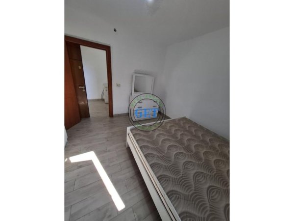 Durres, jepet me qera 1+1 Kati 3, 53 m² 300 € 