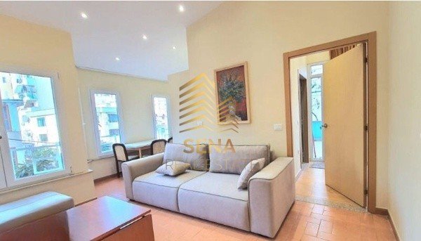 Tirane, jepet me qera apartament 2+1+Ballkon Kati 3, 150 m² 650 € (Rruga Nikolla Lena)