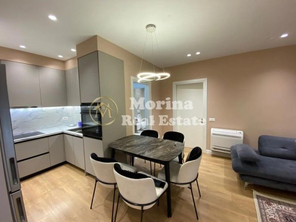 Tirane, jepet me qera apartament 2+1 Kati 1, 100 m² 800 € (Rruga E dibres)