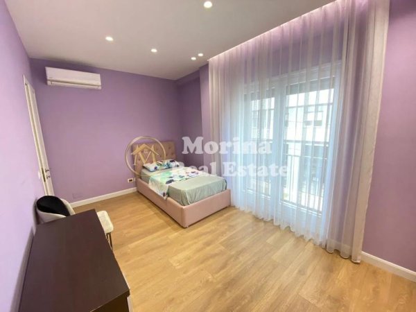 Tirane, jepet me qera apartament 2+1 Kati 1, 100 m² 800 € (Rruga E dibres)
