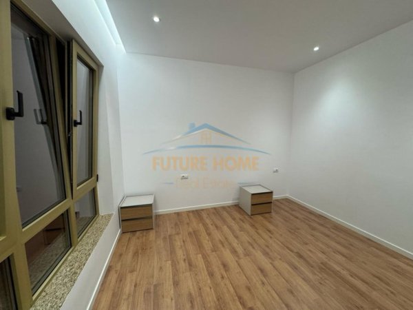 Qera, Apartament 3+1+2+Post Parkimi, prane Stadiumit Air Albania, Tiranë. AREA52650