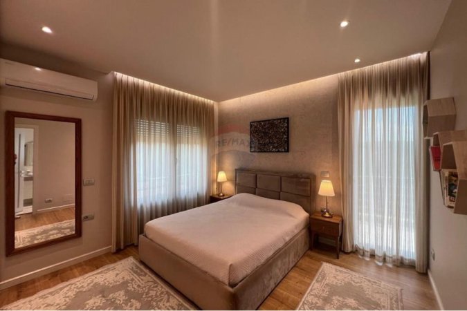 Shqiperi, jepet me qera 2+1+Ballkon Kati 3, 1.200 m² 1.200 € (Ambasada Amerikane)