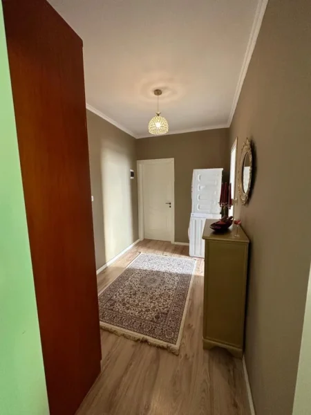 Tirane, shitet apartament 1+1 , 63 m² 117.000 € (Ish Parku)