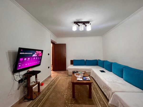 Tirane, shitet apartament 2+1+Aneks+Ballkon Kati 3, 96 m² 270.000 € (Blloku)