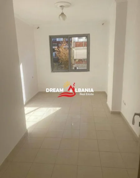 Tirane, shitet apartament 2+1+Ballkon Kati 2, 95 m² 95.000 € (Ne Yzberisht - ID 41211959)