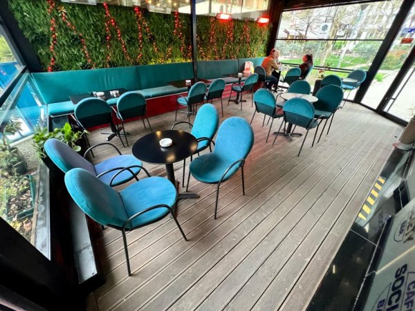 Tirane, jepet me qera lokal Kati 0, 110 m² 800 € (Kompleksi Magnet)