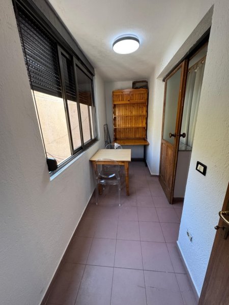 Tirane, jepet me qera apartament 2+1 Kati 2, 78 m² 600 € (RRUGA E DURRESIT)