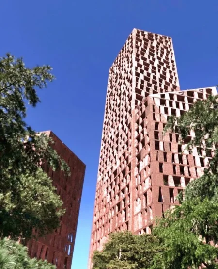 Tirane, shitet apartament 2+1 , 111 m² (Tirana New Boulevard)