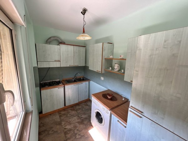 Tirane, jepet me qera apartament 2+1+Aneks+Ballkon Kati 6, 90 m² 600 € (Prokop Myzeqari)