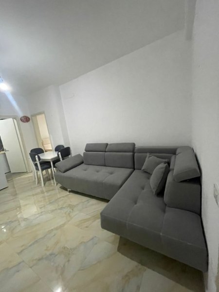 Tirane, jepet me qera apartament 1+1+Ballkon Kati 3, 65 m² 350 € (Astir, 2 Palmat)