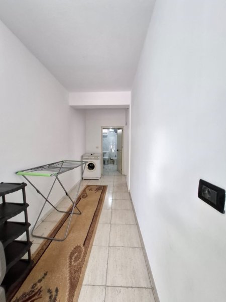 SHTEPI ME QERA: 1+1 Kati 1 || 60 m²  (📍Rr. Vilave - TEG, Lunder) 295€/ Muaj