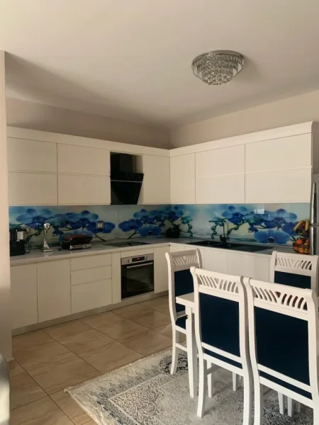 Tirane, shitet apartament 2+1+Ballkon Kati 6, 102 m² 195.000 €
