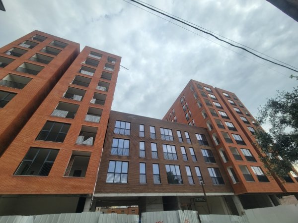 Tirane, shitet apartament 1+1+Ballkon Kati 7, 59 m² 95.000 € (Rruga Siri Kodra)