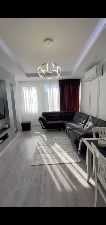 Tirane, shitet apartament 2+1+Ballkon Kati 7, 84.5 m² 129.000 €