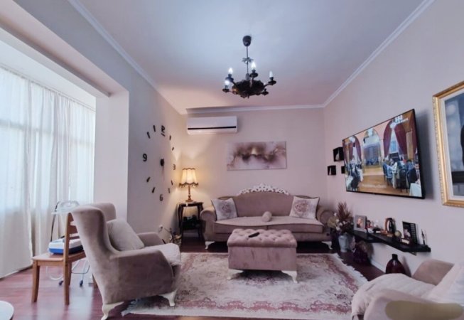 Tirane, shitet apartament 3+1+Aneks+Ballkon Kati 3, 101 m² 249.000 € (Rruga e Elbasanit)