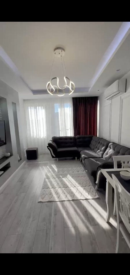 Tirane, shitet apartament 2+1+Ballkon Kati 7, 86 m² 129.000 € (Astir)