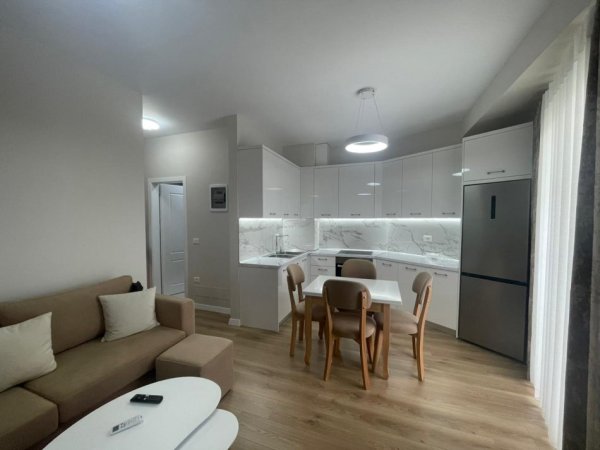 Tirane, jepet me qera apartament 1+1+Ballkon Kati 6, 70 m² 600 € (Astir te river residence)
