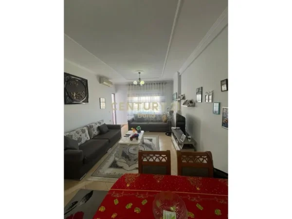 Tirane, shitet apartament Kati 5, 72 m² 115.000 € 