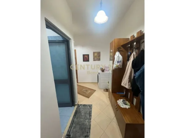 Tirane, shitet apartament Kati 5, 72 m² 115.000 € 