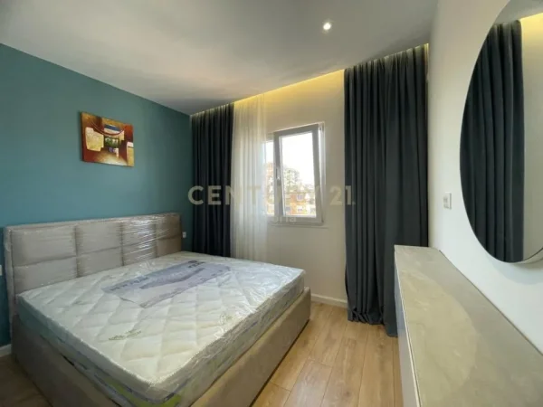 Tirane, shitet apartament 1+1 Kati 5, 28 m² 89.000 € 