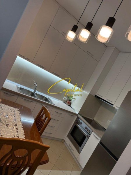 Tirane, jepet me qera apartament 1+1 Kati 2, 67 m² 530 € (DON BOSKO)