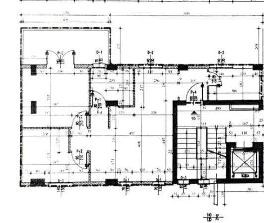Tirane, jepet me qera zyre Kati 6, 94 m² 600 € (Rruga Fortuzi, prane Hotel Comfort)