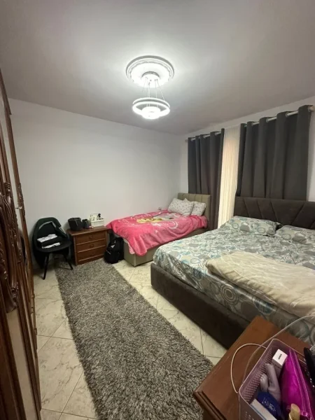 Tirane, jepet me qera apartament 1+1+Ballkon Kati 3, 64 m² 500 € (Myslym Shyri)