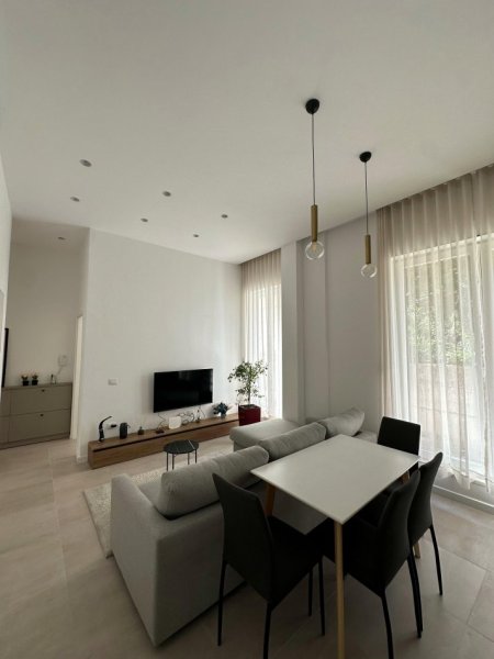 Tirane, shitet apartament 2+1+Ballkon Kati 0, 53 m² 98.000 € (tek Kopshti Zologjik)