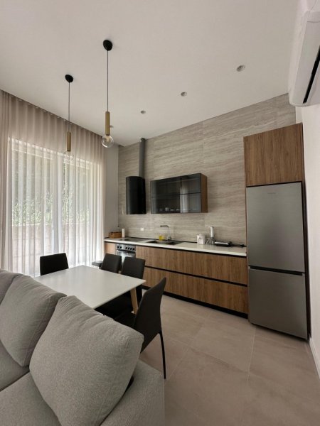 Tirane, shitet apartament 2+1+Ballkon Kati 0, 53 m² 98.000 € (tek Kopshti Zologjik)